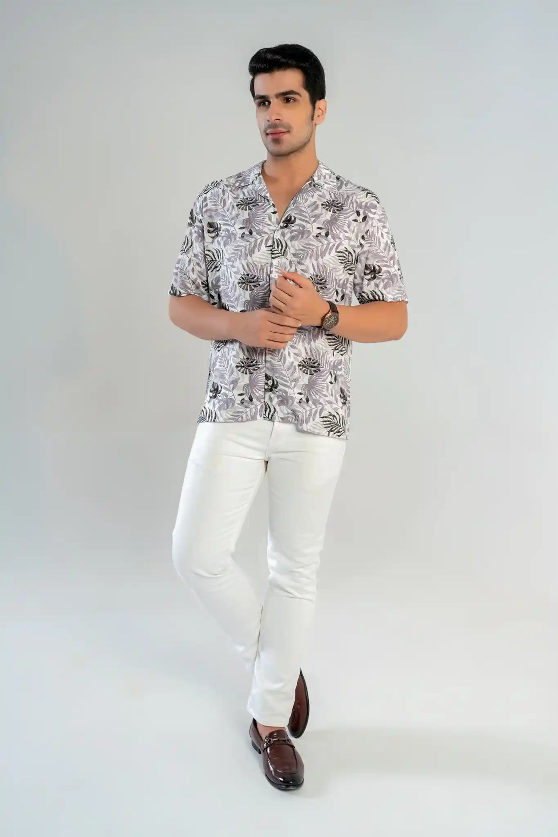 Men's Tropical Leaf Print Regular Fit Casual Wear Shirt